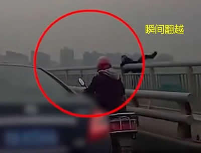 长沙一男子弃车跳下湘江，是何原因造成如此惨事